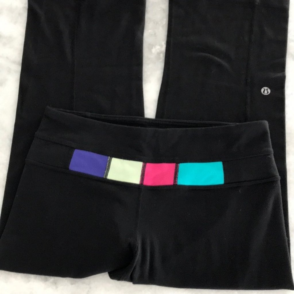 Lululemon Reversible Groove Crops Yoga Black Size 4